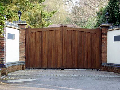 Double wooden driveway gates